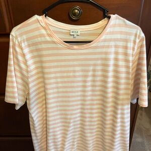 Kule The Modern Tee